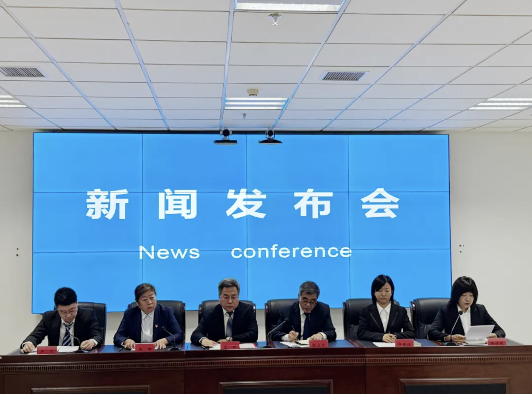 盟住建局召开全盟房地产交易大会新闻发布会